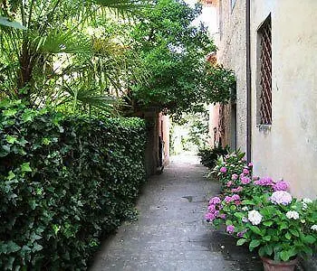 Fattoria Di Bacchereto - Guest House 3*,  Italy