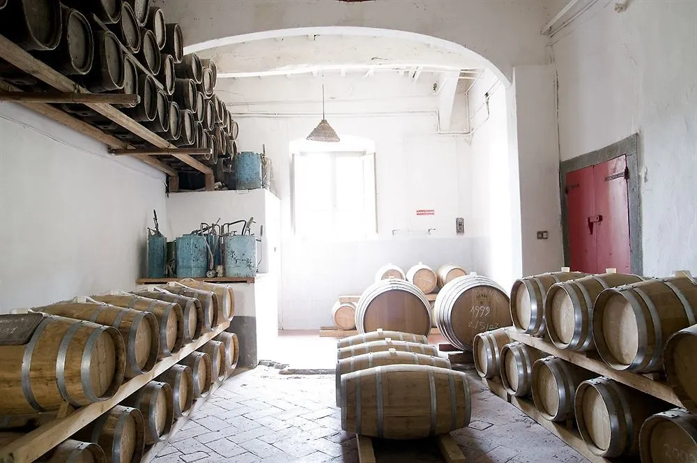 Fattoria Di Bacchereto - Guest House Hotel